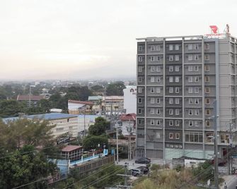Red Planet Clark Angeles City - Angeles City