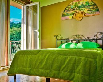 Hostel Anton - Tivat - Schlafzimmer