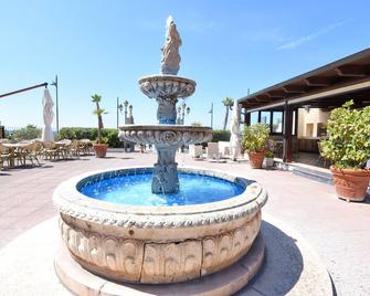 Hotel Costa d'Oro - Castellabate - Piscina