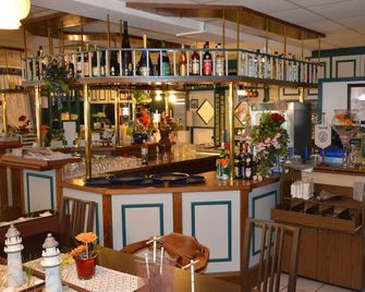 Hof Von Hannover - Wittmund - Bar
