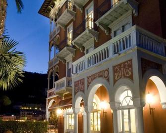 Hotel Milano - Toscolano-Maderno - Edificio