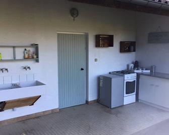 Unique & serene 1-Bed Cabin close to Domfront - Domfront-en-Poiraie - Kitchen