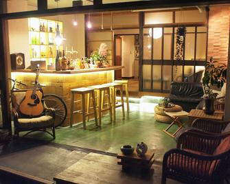 Guesthouse Azito - Hakone - Bar