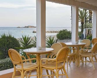 Hotel Figueretes - Ibiza - Patio