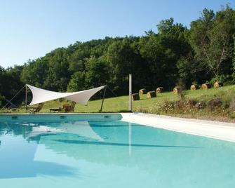 Gîte Prune - Fons - Gîte - Fons - Piscina