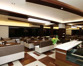 Atithi The Hotel - Ahmedabad - Restaurant
