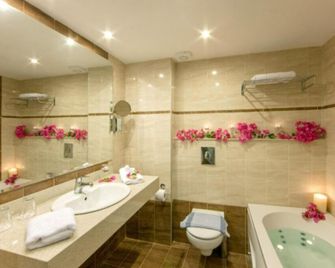 瑪麗安娜宮飯店 - 科林比亞 - 浴室