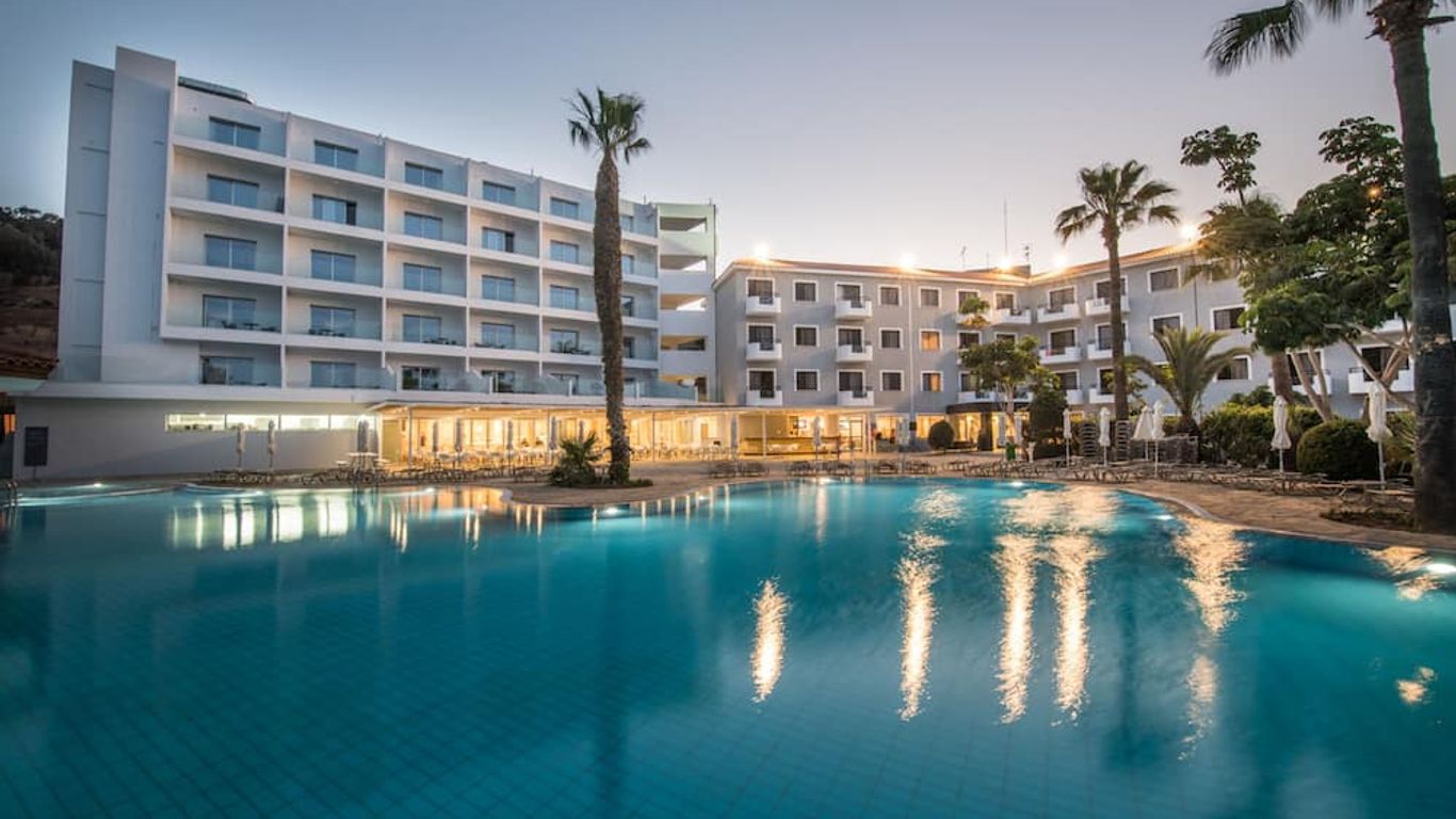 Narcissos Waterpark Resort