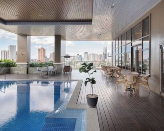 Citadines Roces Quezon City - Manila - Pool
