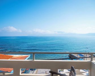 Argo Rooms - Papadakis - Kissamos - Balkón