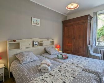 Gite Gournay, 2 bedrooms, 4 persons - Neuvy-Saint-Sépulchre - Habitación