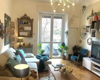 Milanese luxury apartment - Milan - Salon