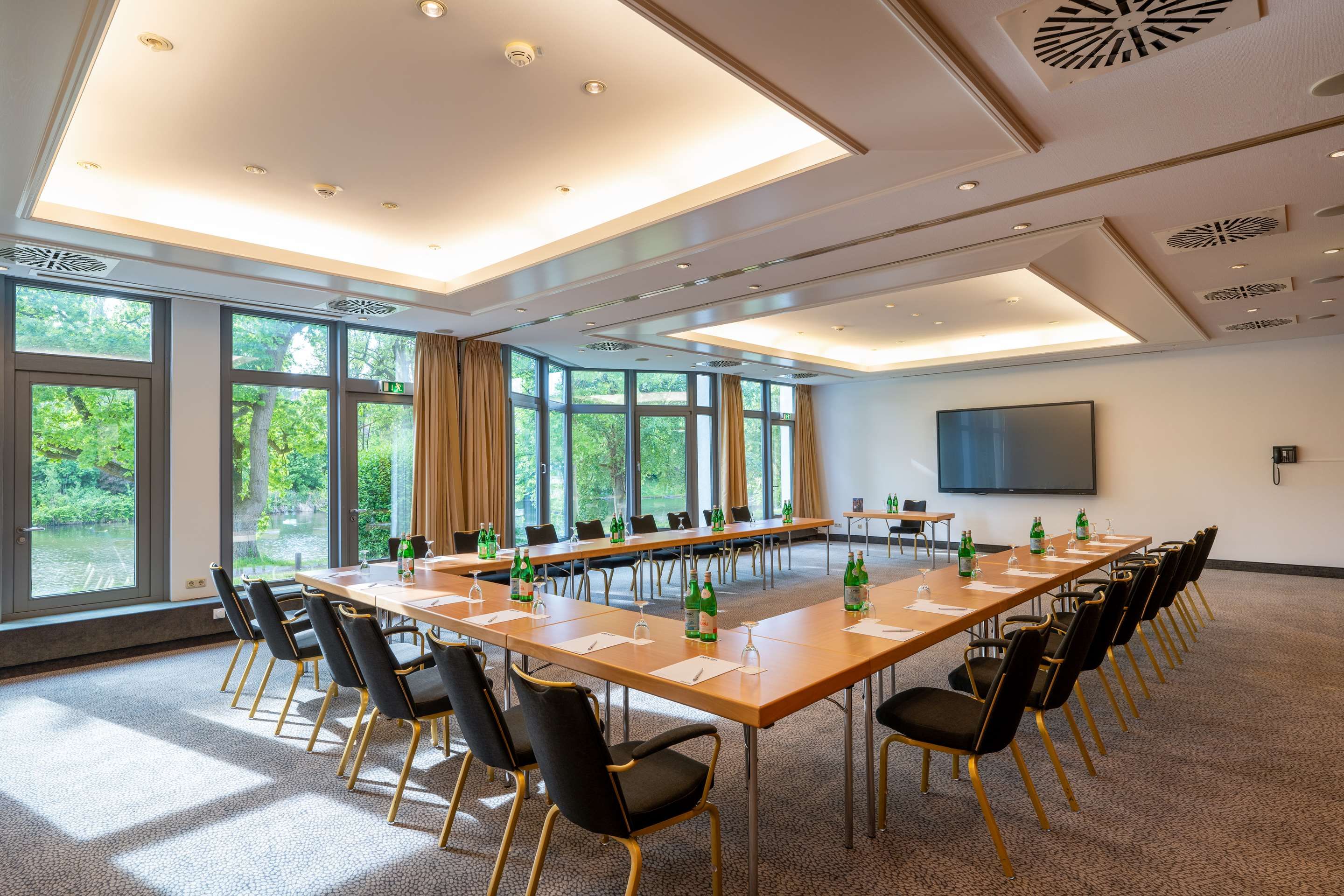 Park Inn by Radisson Lübeck - ליבק - חדר ישיבות
