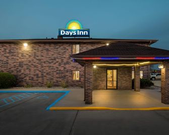 Days Inn by Wyndham Grand Forks Columbia Mall - Grand Forks - Bina
