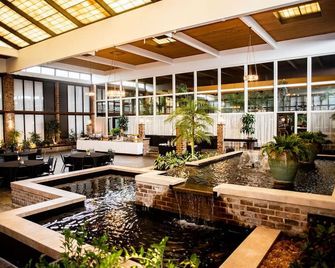 Altoona Grand Hotel & Conference Center - Altoona