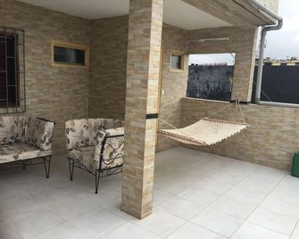 Immeuble Comara - Abidjã - Pátio