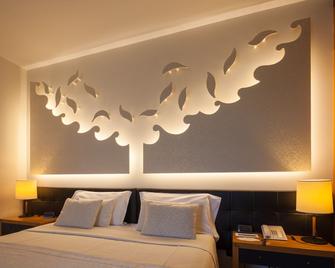 Relais Monaco Country Hotel & Spa - Ponzano Veneto - Bedroom