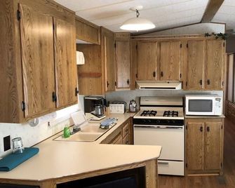 One Bed RoomTravel trailer - Harlingen - Keuken