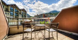 Adara Hotel - Whistler - Balcony
