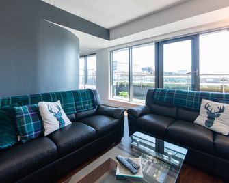 The Spires Serviced Apartments Glasgow - Glasgow - Wohnzimmer