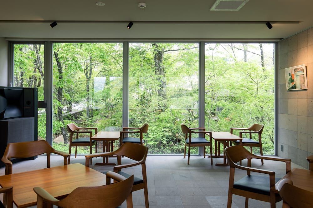 يوفوين أونسين سانسو وارابينو