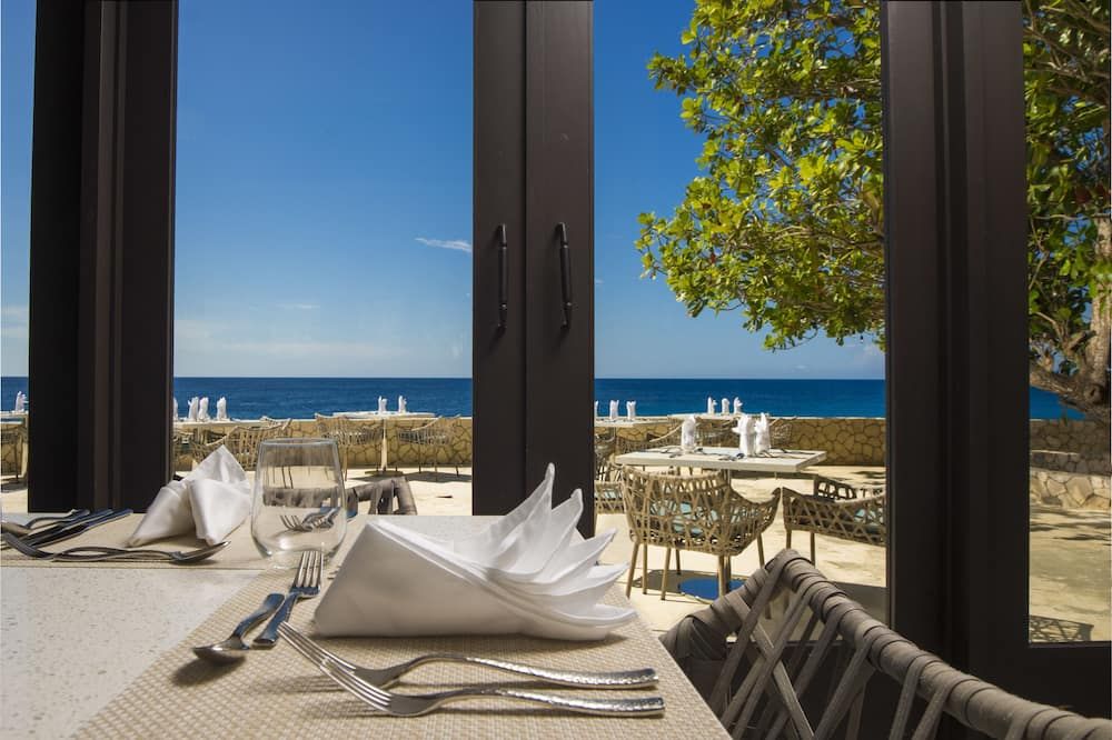 The Cliff Hotel - Negril - Restaurant