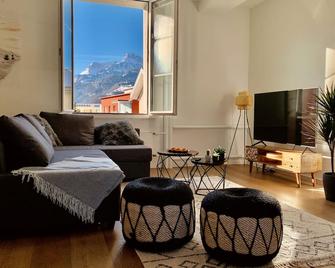 EVA o Wellnessoasis o Montainview o Pizzaoven o - Ingenbohl - Wohnzimmer