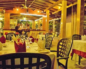 Sunrise Club Hotel - Negril - Restaurante