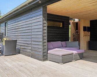 Cozy House Near Beach And Town - Frederikshavn - Patio