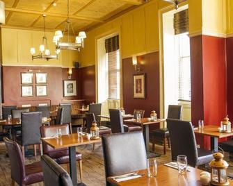 Classic Lodges - The White Swan - Алник - Ресторан