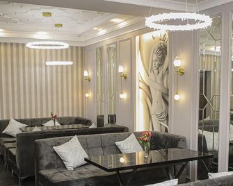 Anga Yerevan Hotel - ירבאן - מסעדה