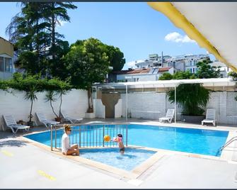 Vois Kemer Hotel - Kemer - Piscina
