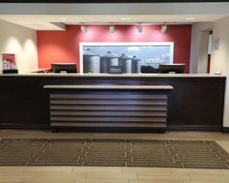 Hampton Inn Dyersburg - Dyersburg - Recepción