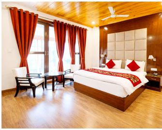 Goroomgo Blue Moon Resort Bhimtal - Near Mall Road and lake - Nainital - Quarto