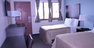 Knights Inn Niagara Falls Near Iag Airport - Niagara Falls - Bedroom