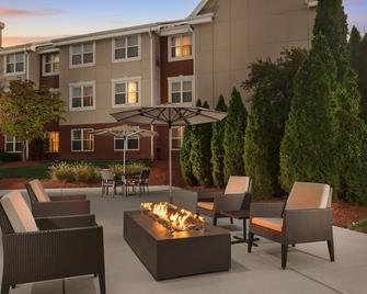 Residence Inn by Marriott Gaithersburg Washingtonian Center - Gaithersburg - Patio