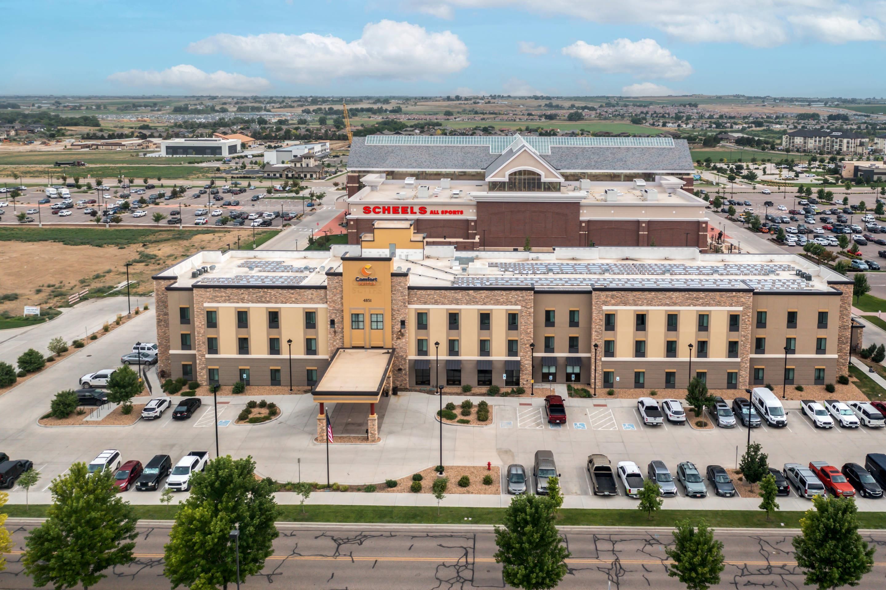Comfort Suites Loveland thumbnail 3