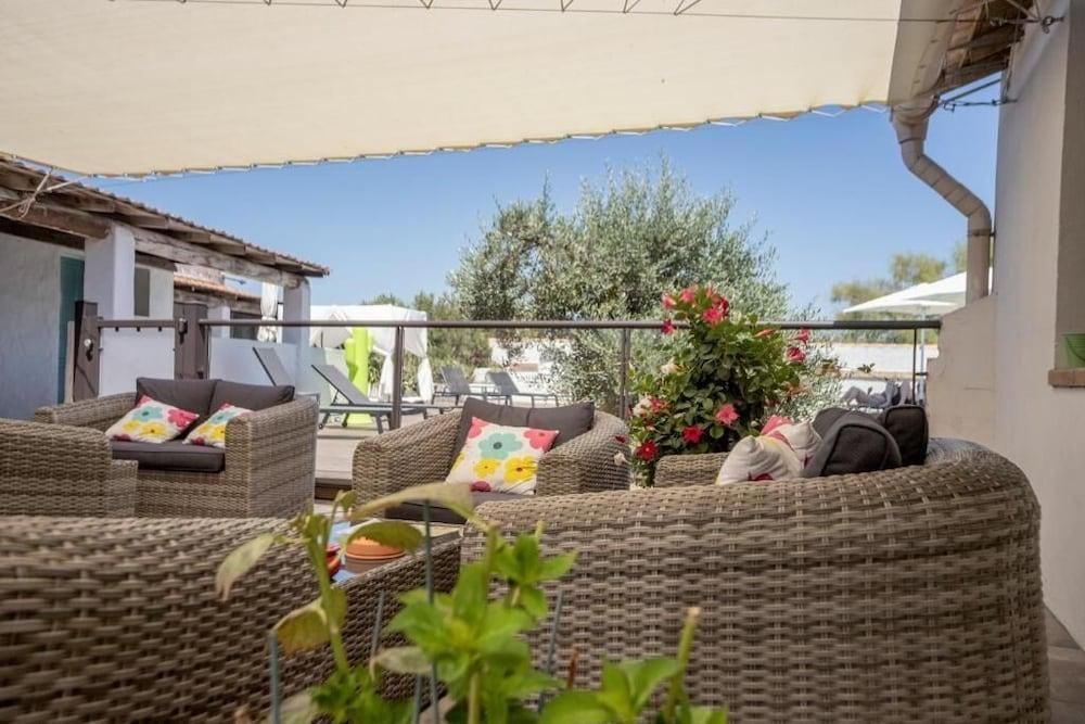 Hôtel La Palunette - סנט-מארי דה-לה-מר - פטיו