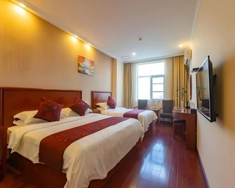 Greentree Inn Huzhou Anji Yingbin Avenue Express Hotel - Huzhou - Slaapkamer