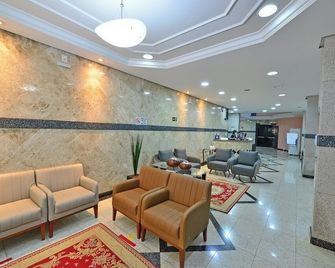 빈즈 플라자 호텔 - 카라틴가 - 로비