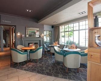 Bear Inn, Somerset by Marston's Inns - Street - Lounge