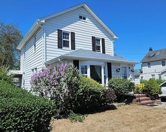 The Heart of Hicksville House - Hicksville - Edifício