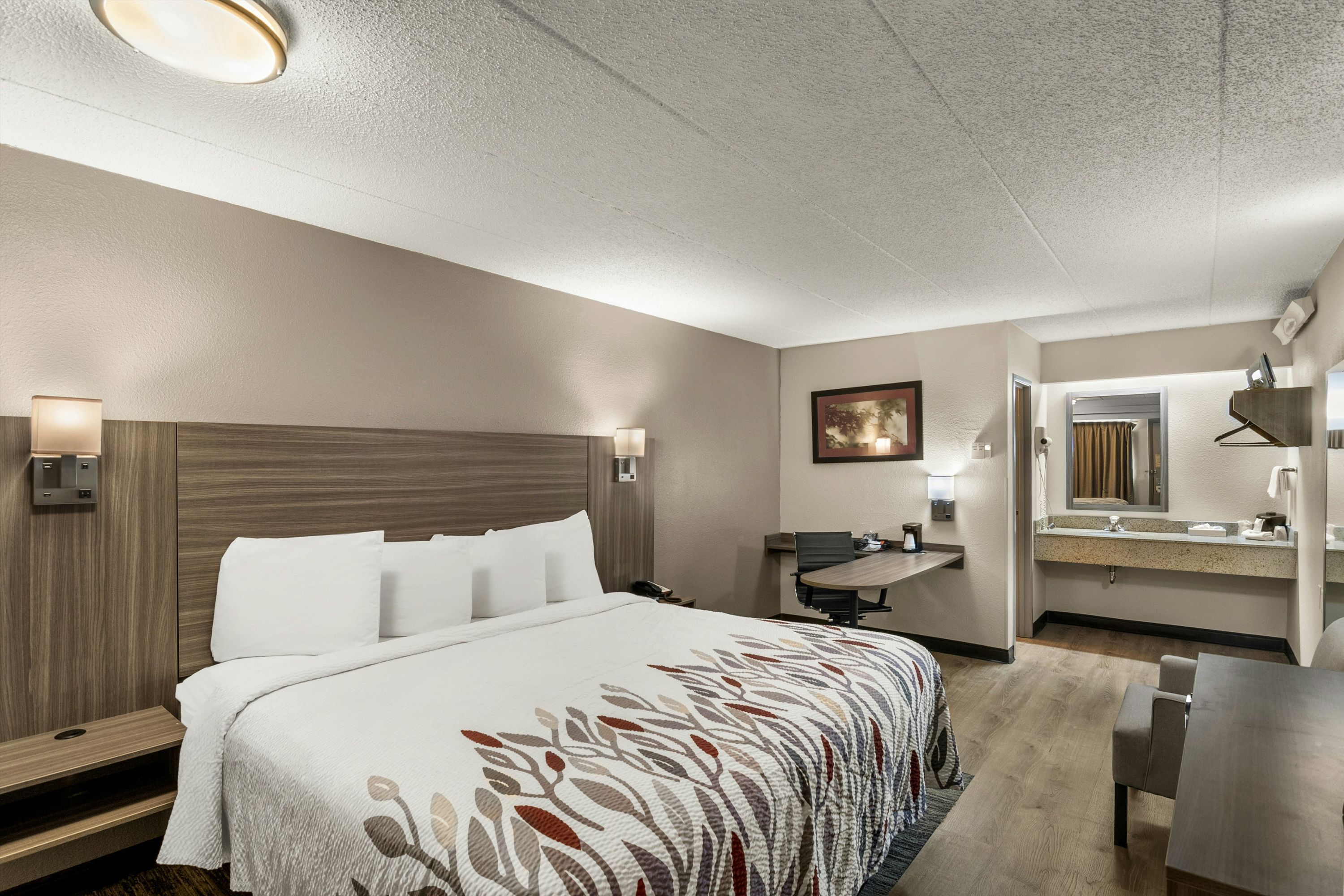 Red Roof Inn Enfield