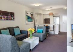 Evolution Apartments - Brisbane