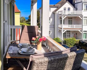 Apartment Hotel Rosenhof - Kuehlungsborn - Balcón