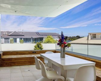 Sacred Waters Taupo - Taupo - Balcón