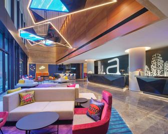 Aloft Singapore Novena - Singapore - Lobby