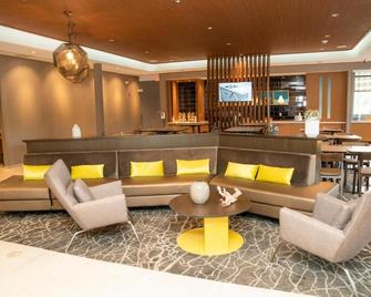 SpringHill Suites by Marriott Woodbridge - Woodbridge - Lounge