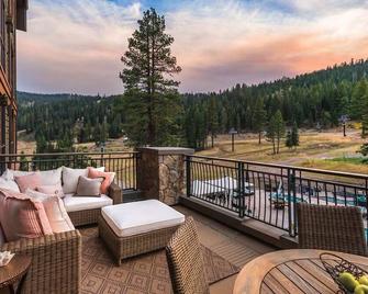 Ritz Carlton Luxury 3-Bedroom Residence - Truckee/Tahoe - Full Resort Access - Truckee - Balcony