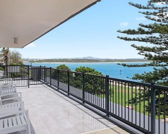 El Motor Inn - פורט מקווארי - מרפסת